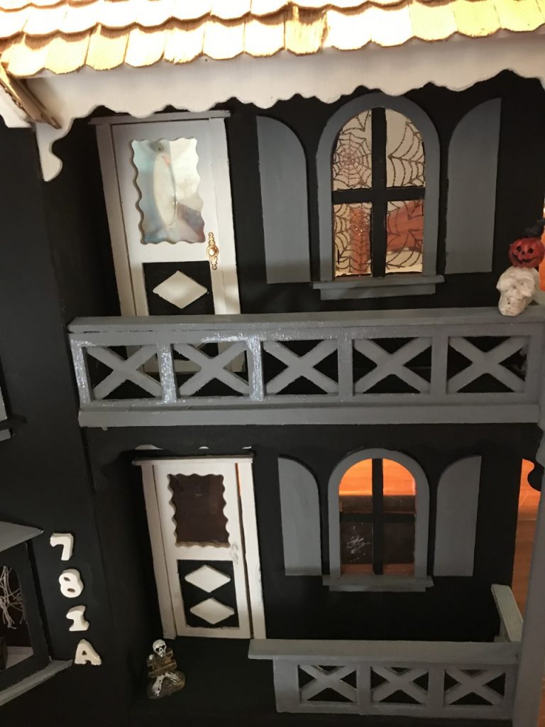 How to Make a DIY Haunted Dollhouse - Splendry