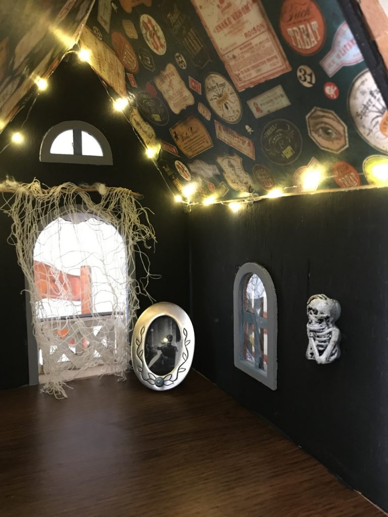 How to Make a DIY Haunted Dollhouse - Splendry